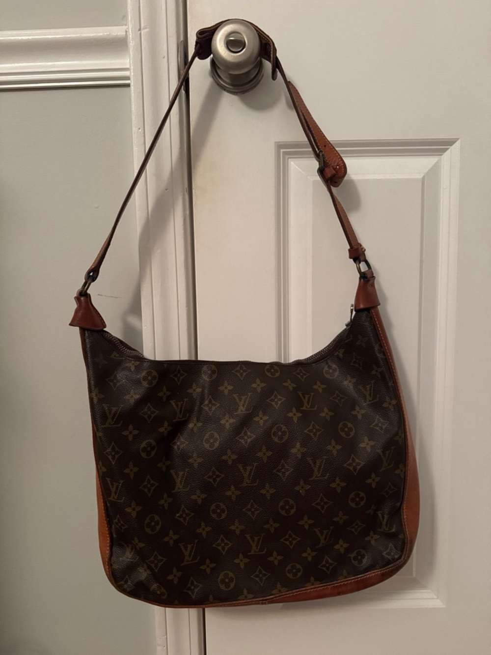Louis Vuitton Monogram Hobo Shoulder Bag - Brown & Tan Trim
